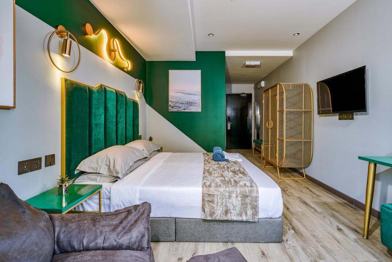 Neo Paly Hotel 仙本那 外观 照片
