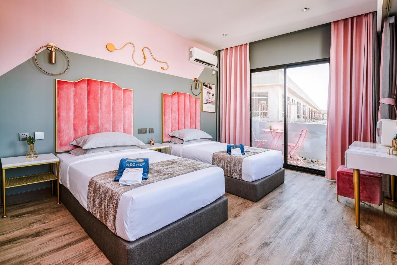 Neo Paly Hotel 仙本那 外观 照片
